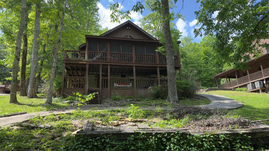 Listing Image 10