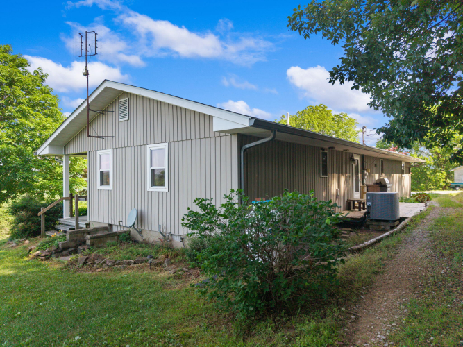 Listing Image 38