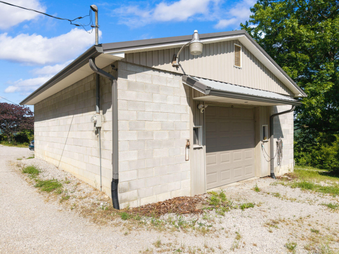 Listing Image 54