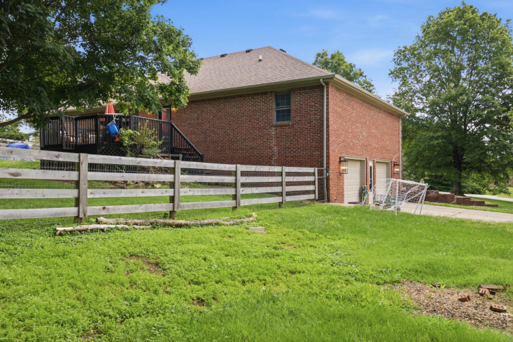 Listing Image 19