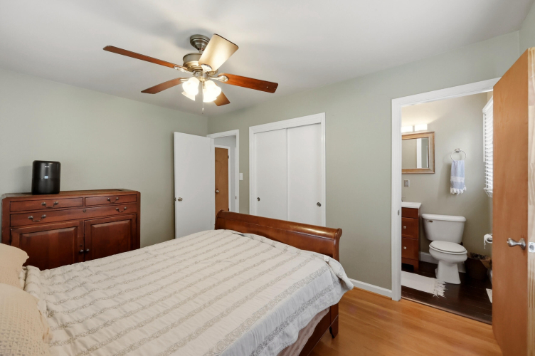 Listing Image 20