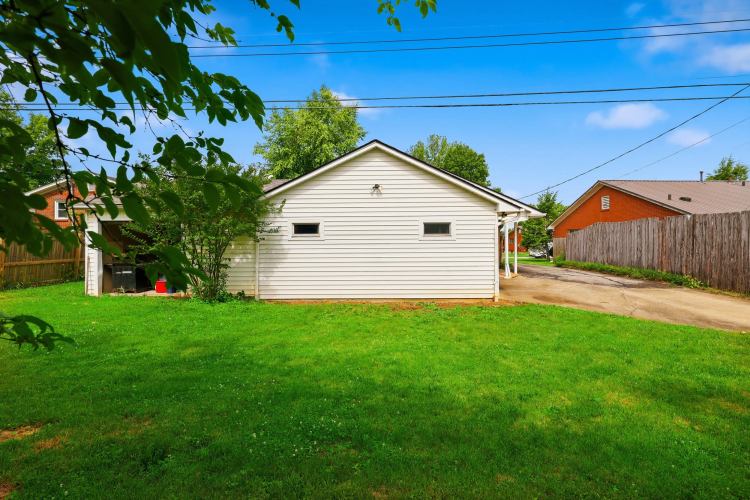 Listing Image 46