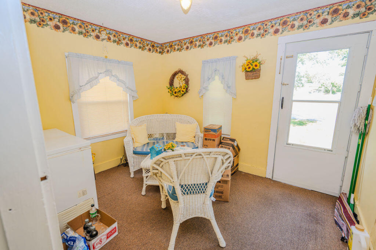 Listing Image 20