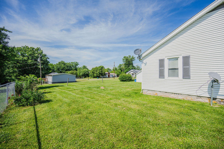 Listing Image 24