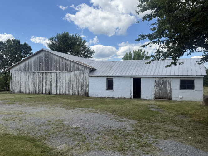 Listing Image 27
