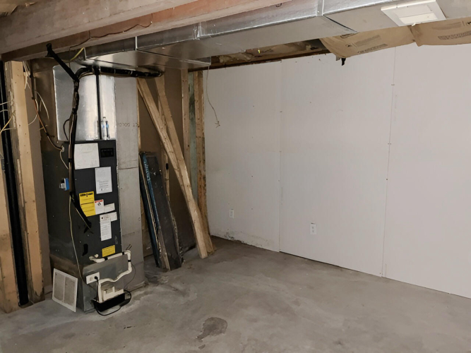Listing Image 14