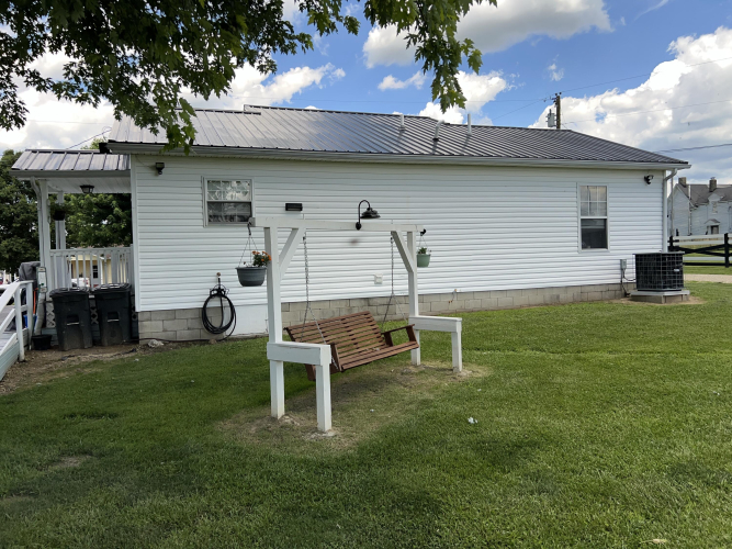 Listing Image 19