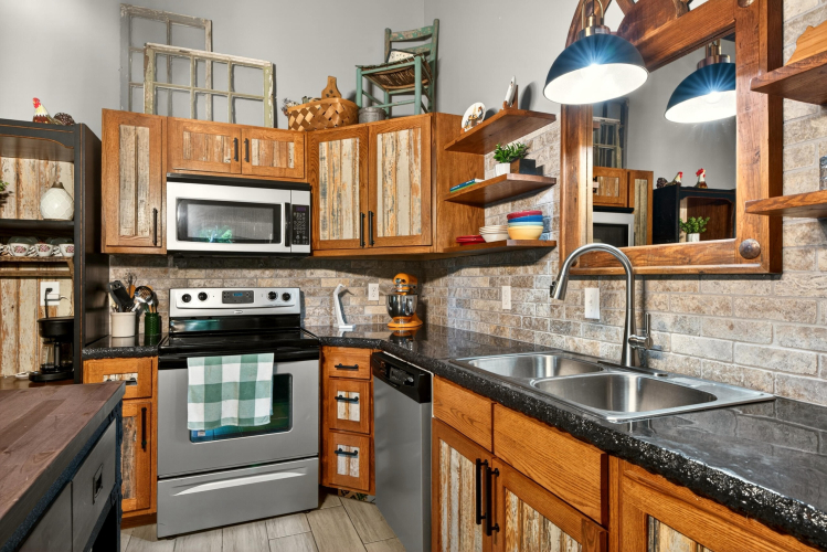 Listing Image 55