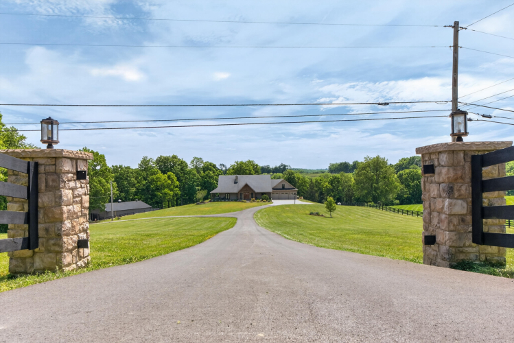 Listing Image 73