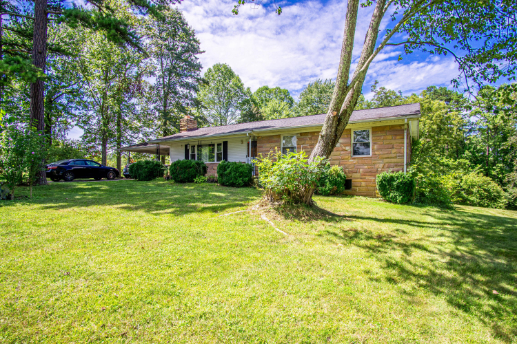 Listing Image 20