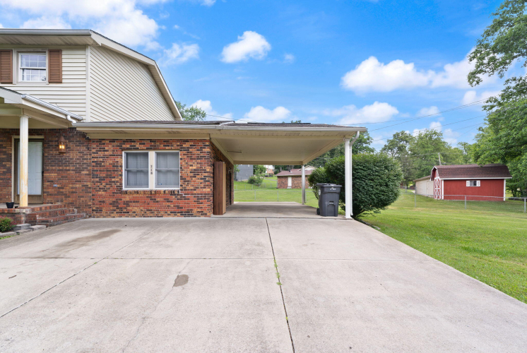 Listing Image 52