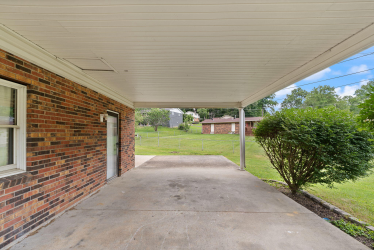 Listing Image 61