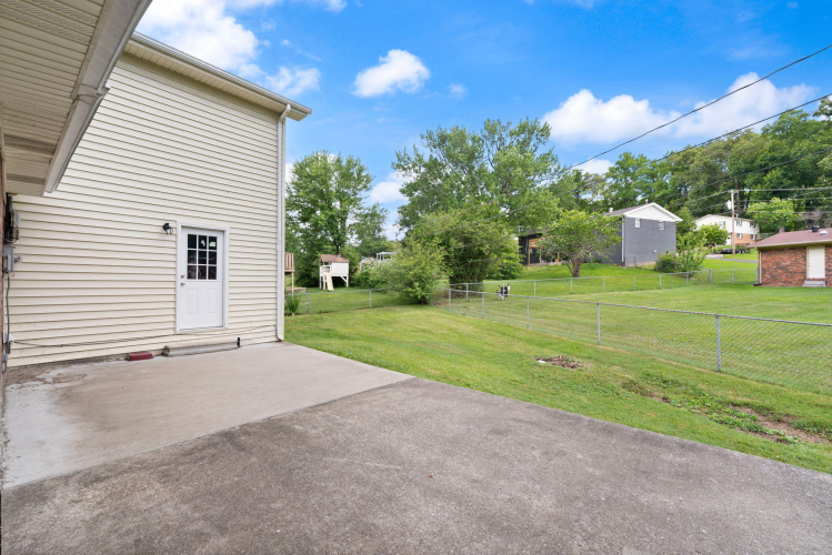 Listing Image 64