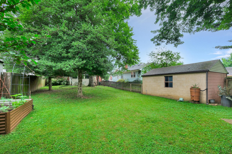 Listing Image 36