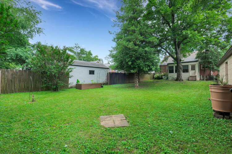 Listing Image 38