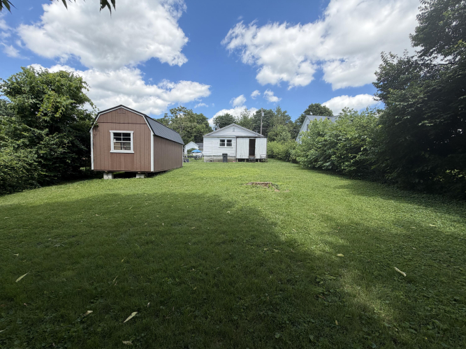 Listing Image 17