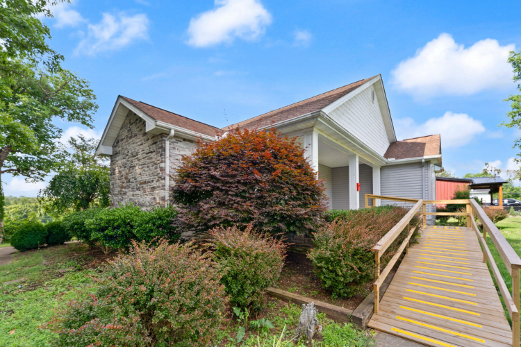 Listing Image 56