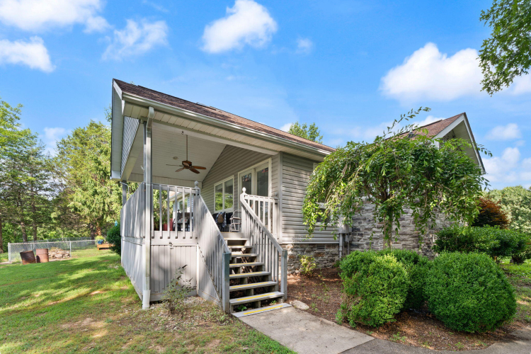 Listing Image 57