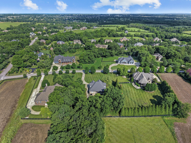 Listing Image 80