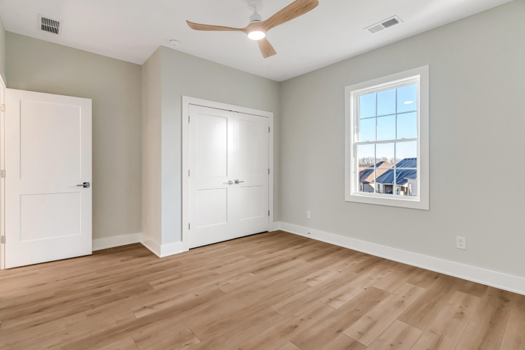 Listing Image 59