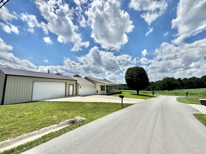 Listing Image 25
