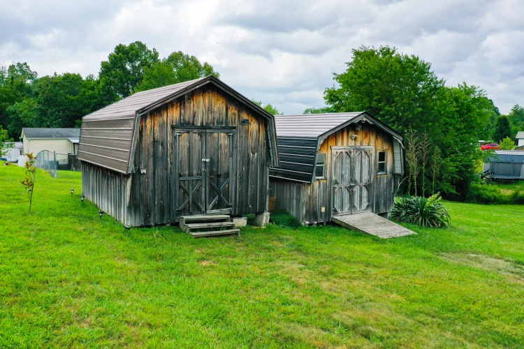 Listing Image 23