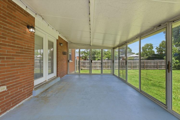 Listing Image 41