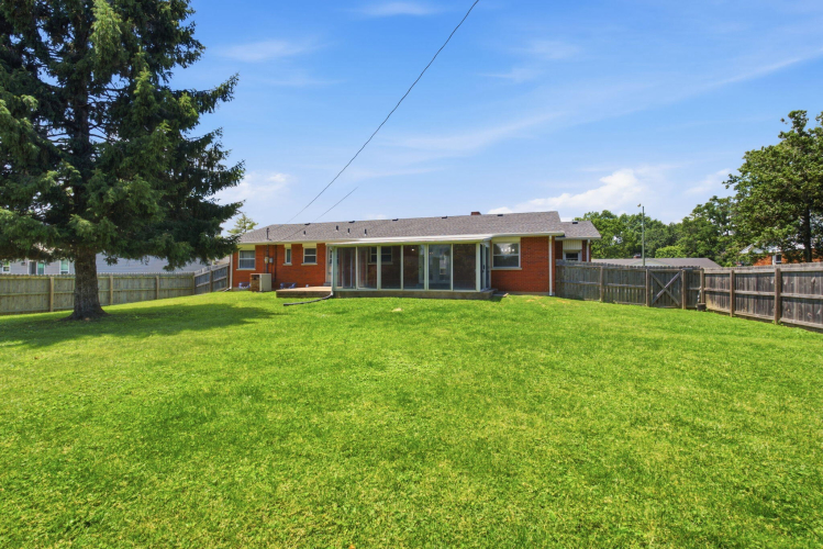 Listing Image 47