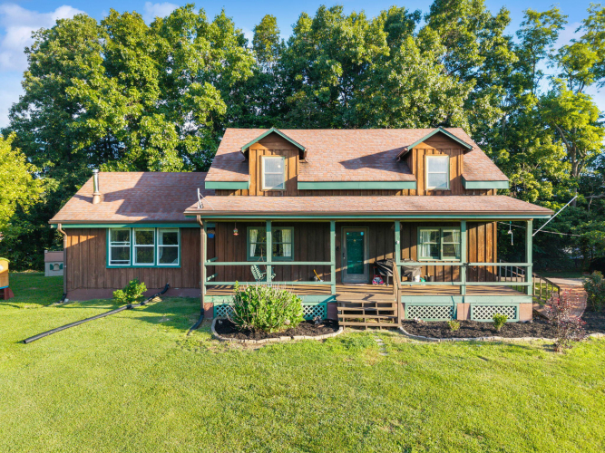 Listing Image 4