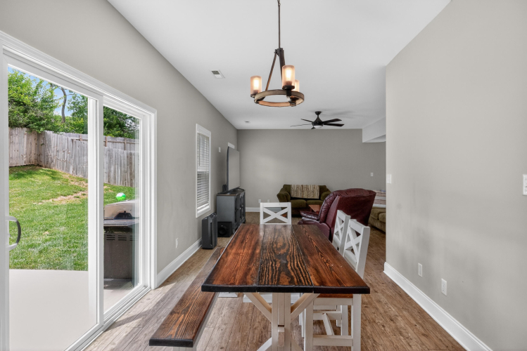 Listing Image 21