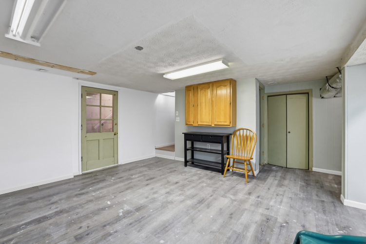 Listing Image 45
