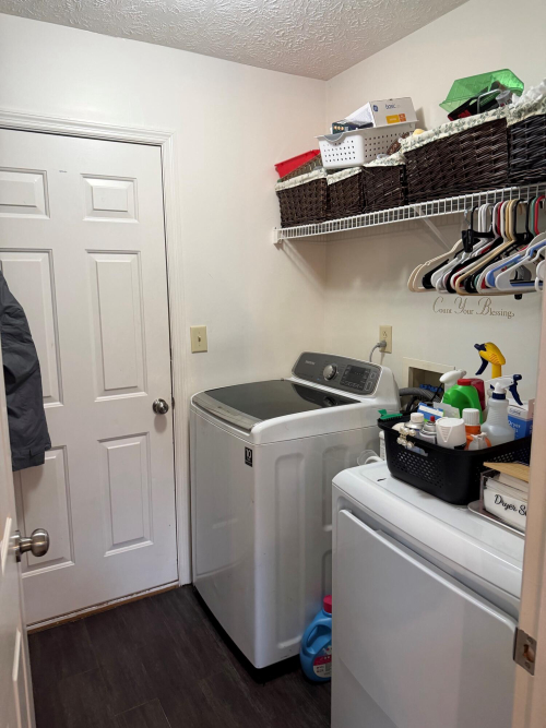 Listing Image 13