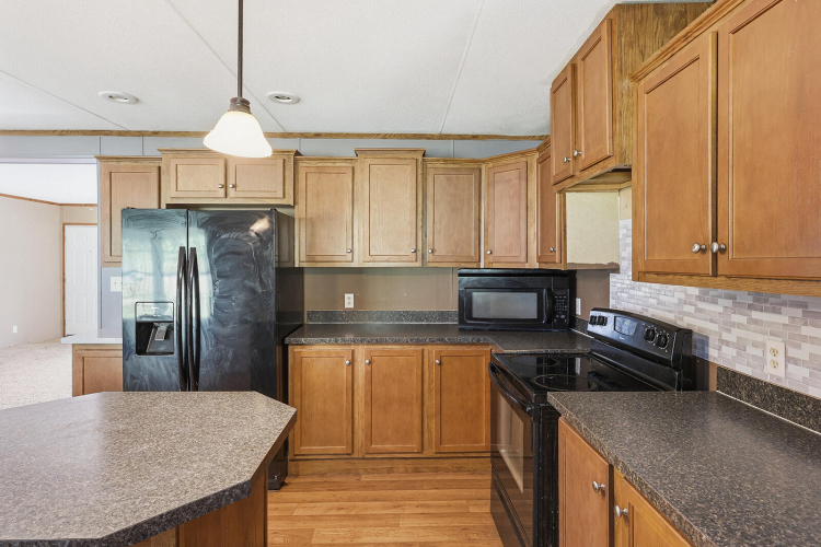 Listing Image 18