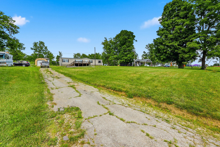 Listing Image 47