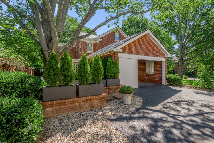 Listing Image 54
