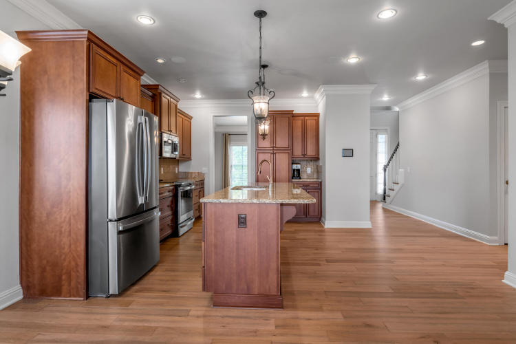 Listing Image 21