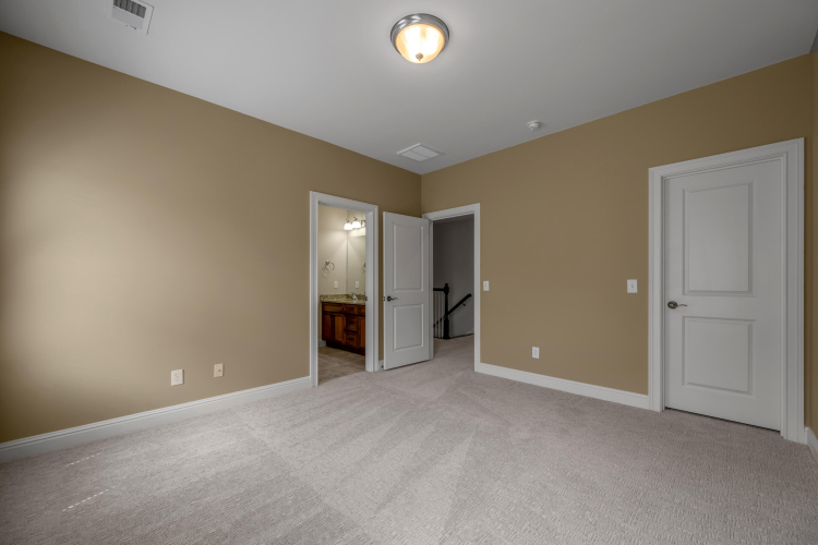Listing Image 52