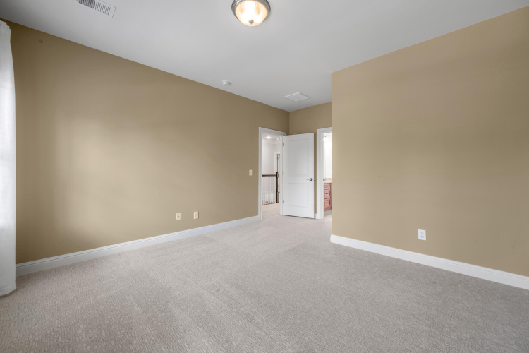 Listing Image 57