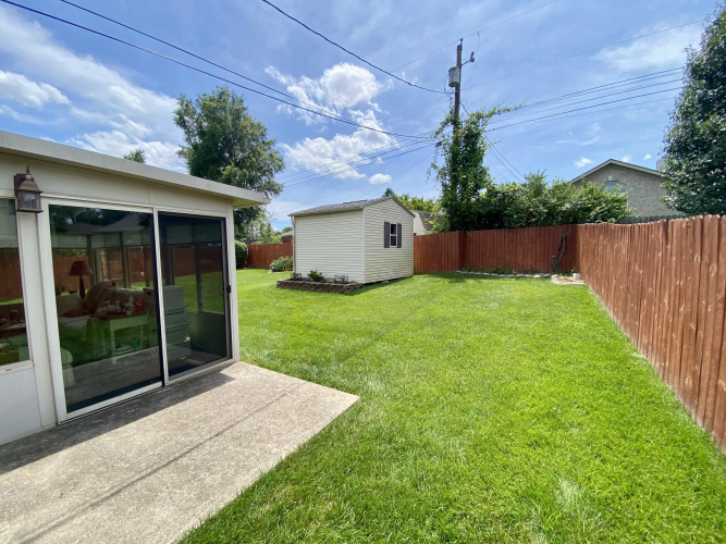 Listing Image 12