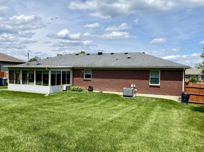 Listing Image 17