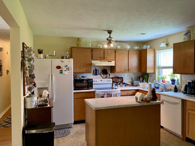Listing Image 23