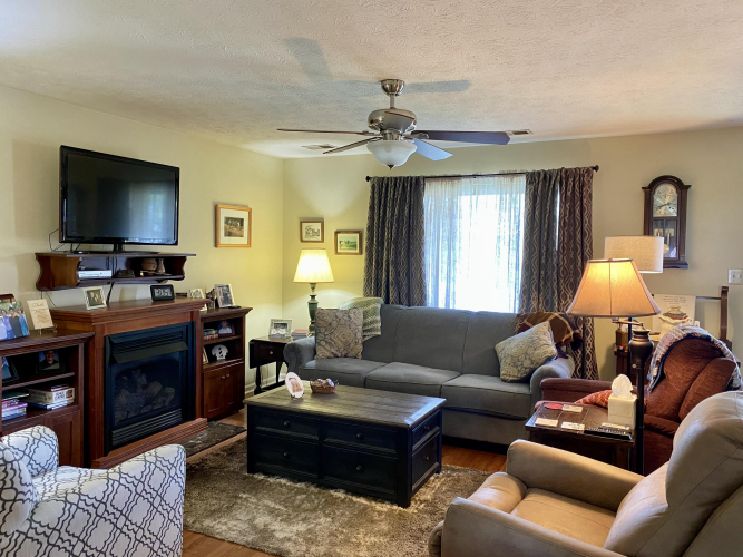 Listing Image 25