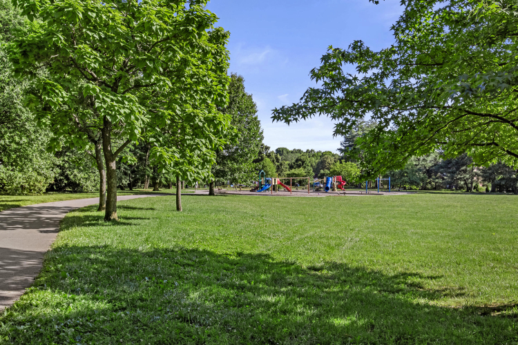 Listing Image 51