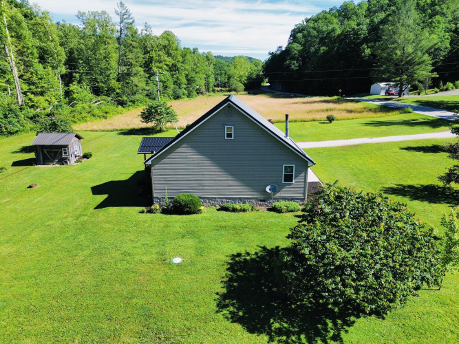 Listing Image 11