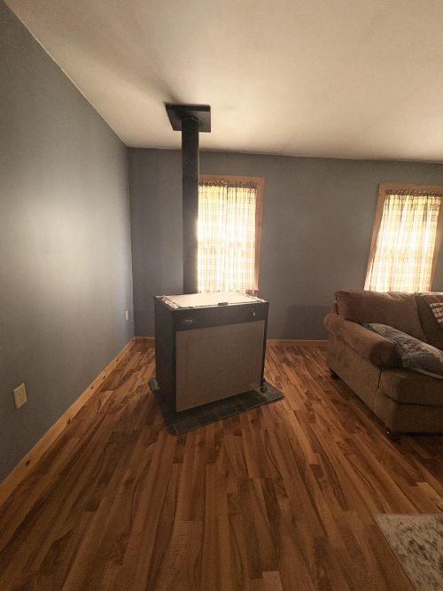 Listing Image 28