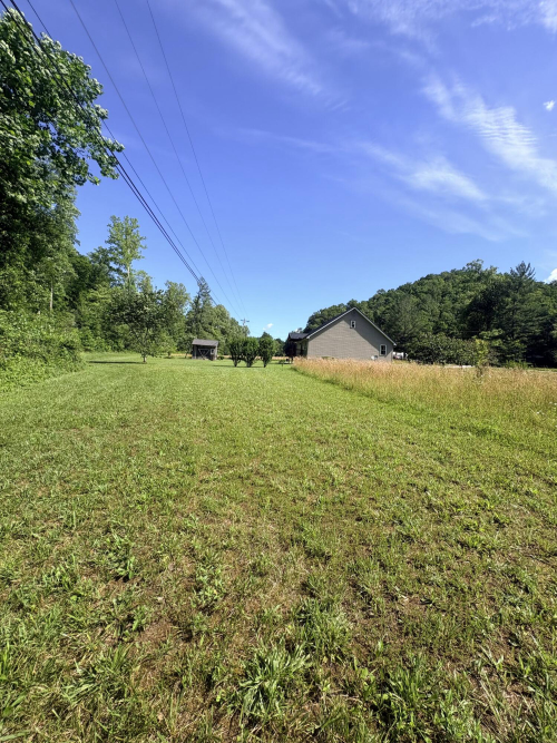 Listing Image 76