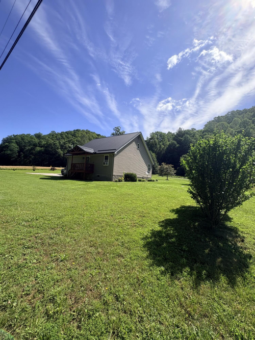 Listing Image 79