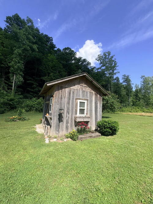 Listing Image 82