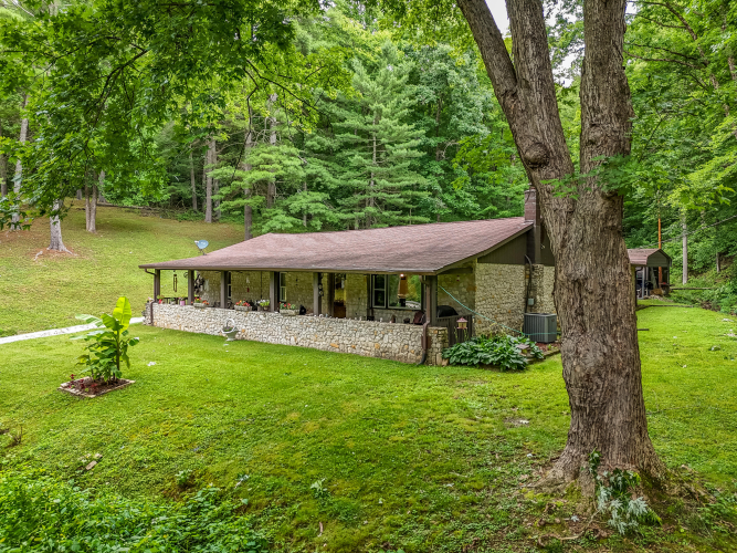 Listing Image 44