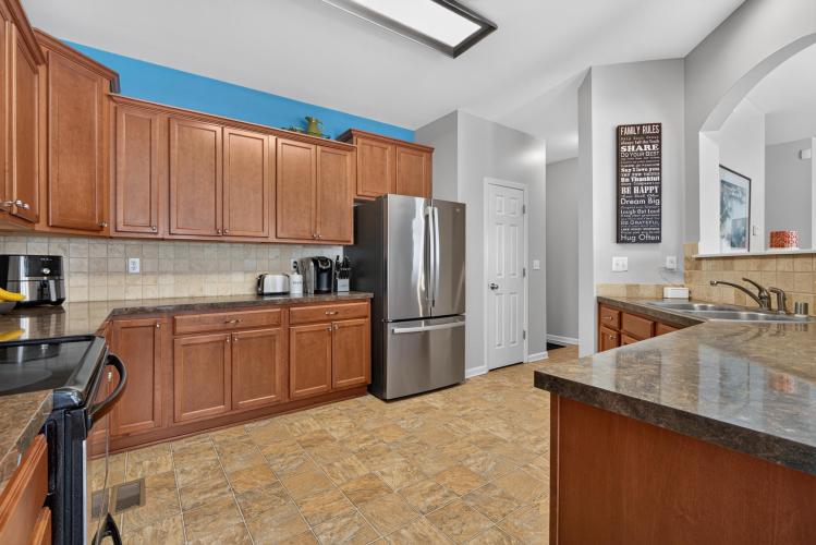 Listing Image 15